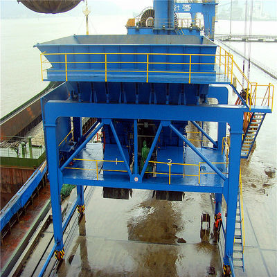 Tolva montada neumático automotor de Eco para el movimiento de materiales a granel terminal del puerto