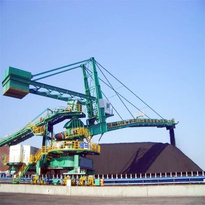 capacidad 4000t/h que apila y que reclama el equipo para la central eléctrica
